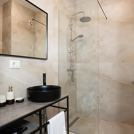 Elysium Apartment *